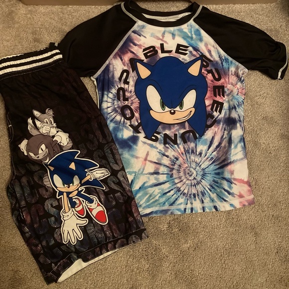 Sonic the Hedgehog rash guard set size 8 - Picture 1 of 8